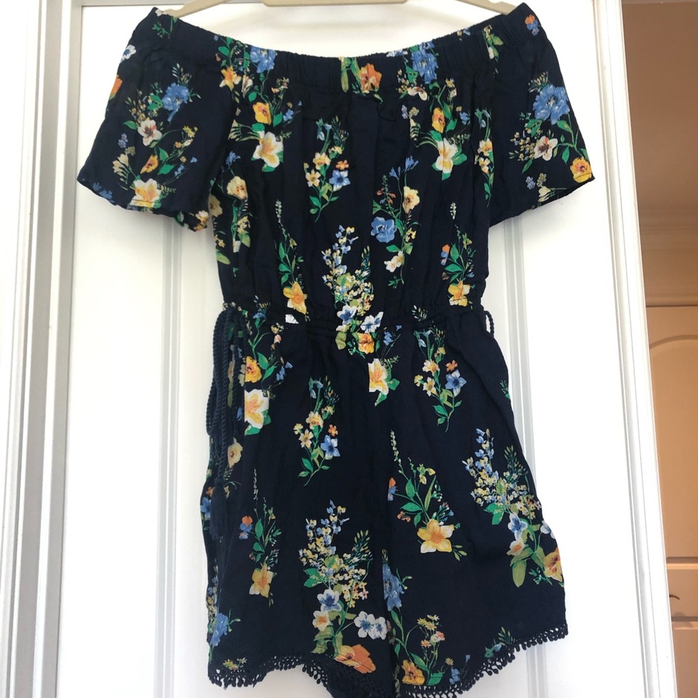 Off the shoulder floral romper